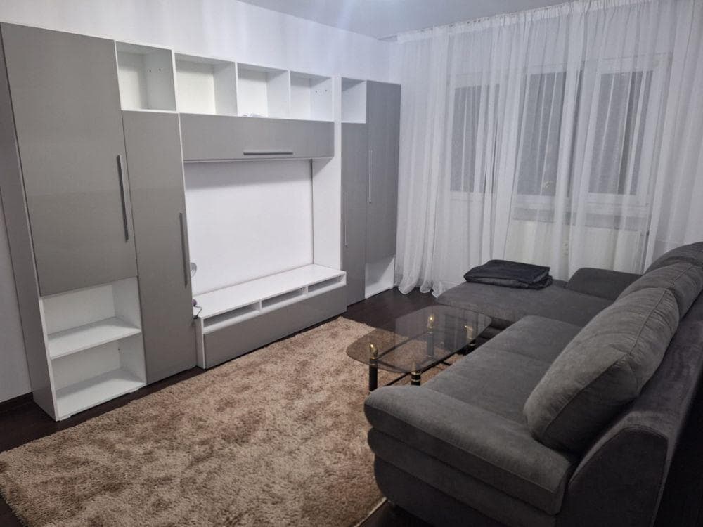 Inchiriez apartament Craiova