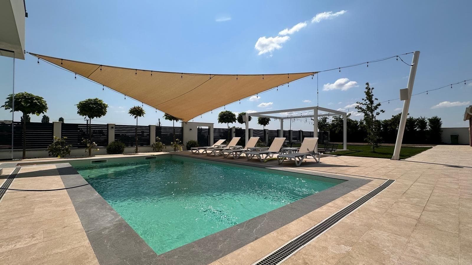 Casa deosebita, zona Banu Maracine