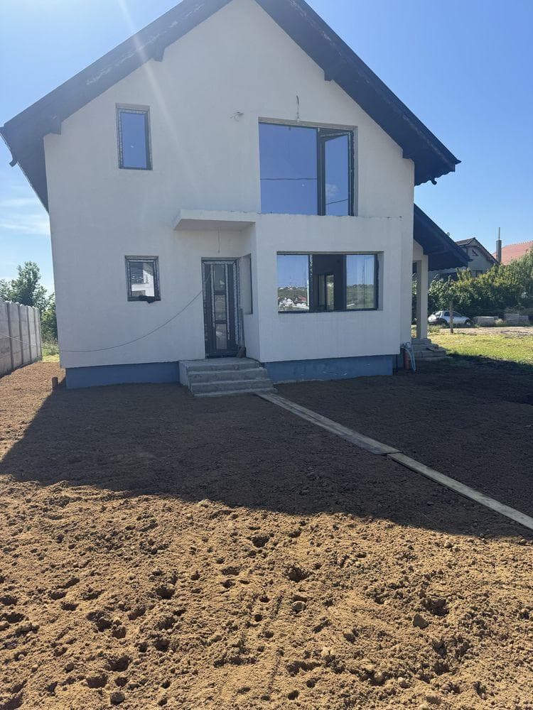 Casa de vanzare in( Simnicul de jos )Craiova