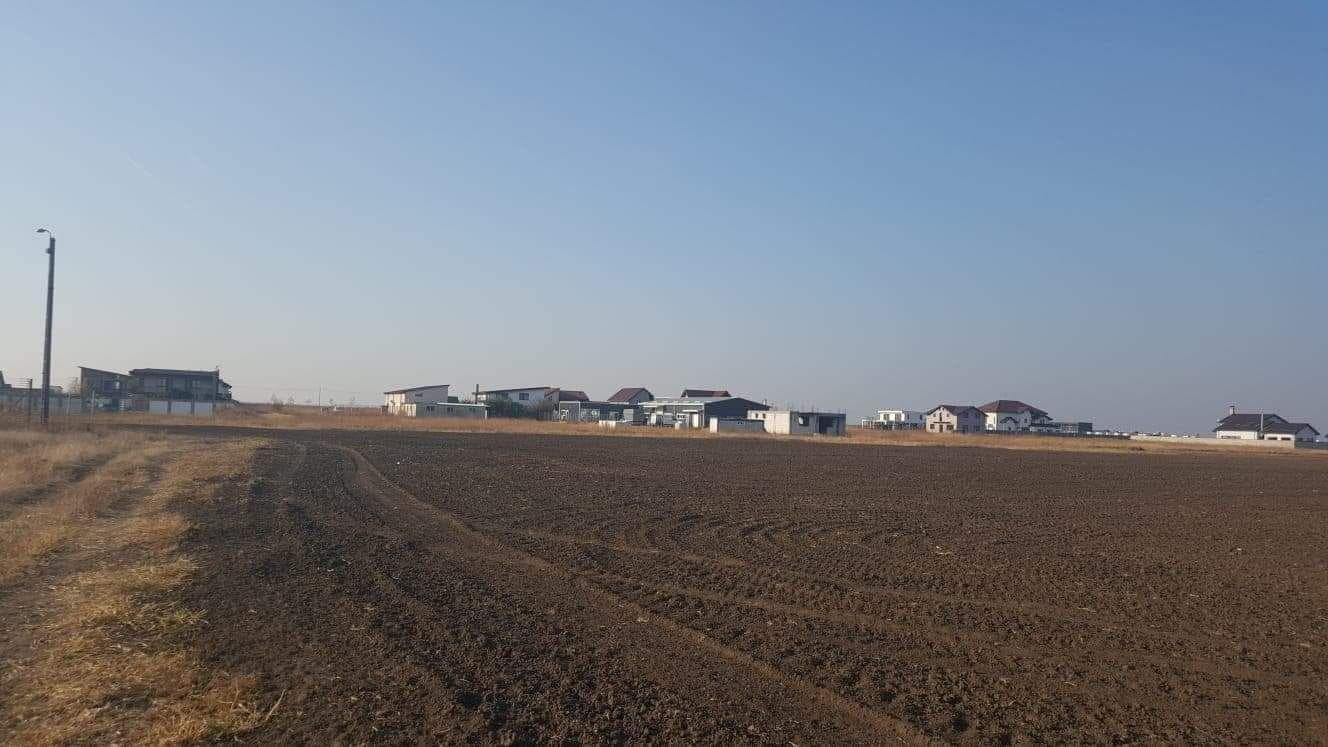 Teren intravilan Peugeot - imagine 1