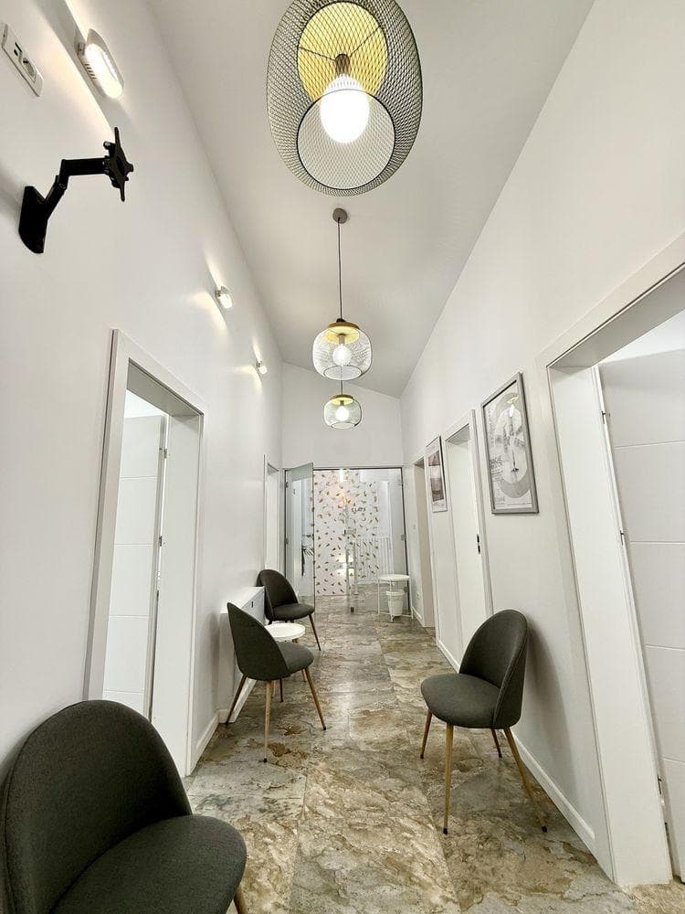 Spațiu medical gata de utilizare - imagine 1