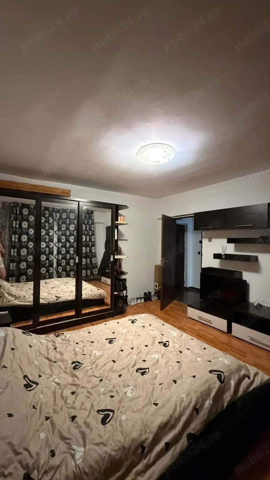 Inchiriez garsoniera - imagine 1