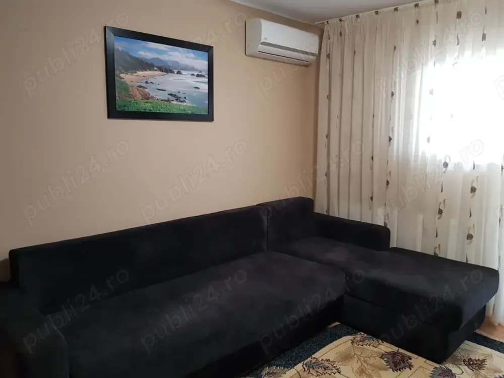 Închiriez garsoniera transformata in 2 camere , zona Sărari, lângă Liceul Henri Coandă!