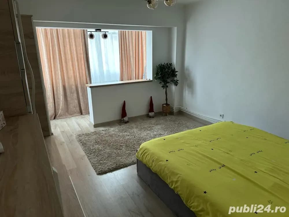 Inchiriez garsoniera regim hotelier - imagine 1