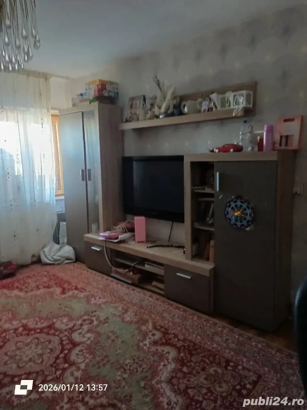 Inchiriez apartament 3 camere Craiova central - imagine 1