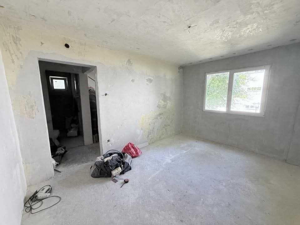 Persoana fizica Vand Apartament 3 camere - imagine 6