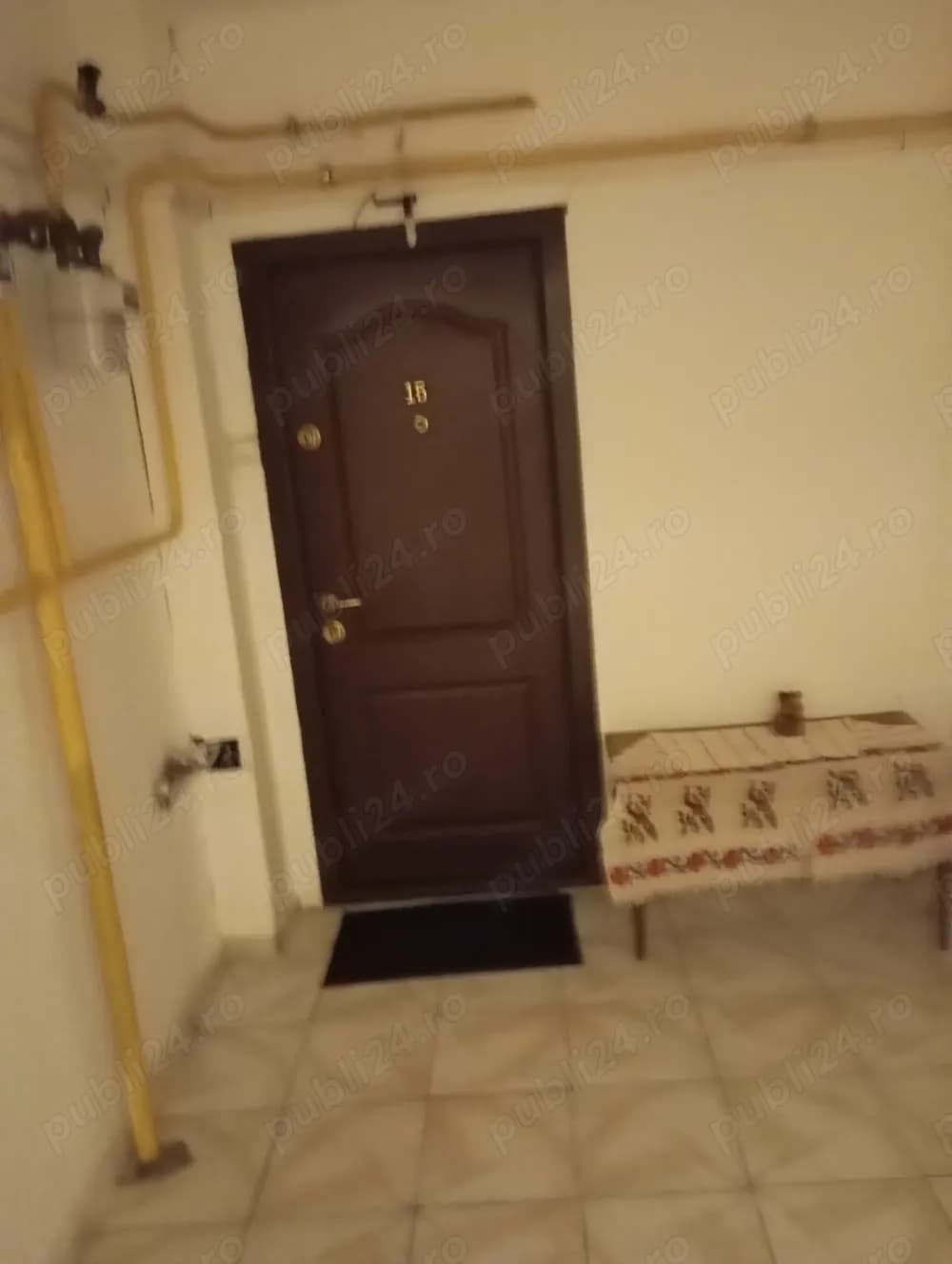 Particular vând garsonieră decomandata