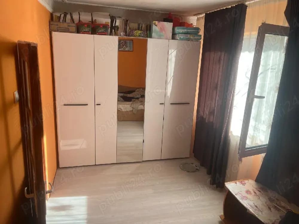 vand apartament - imagine 1