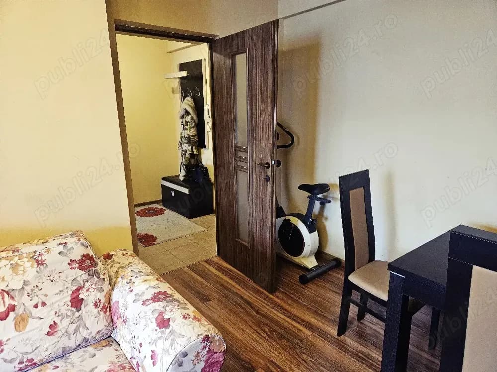 Ultracentral Patria 2 camere - imagine 1