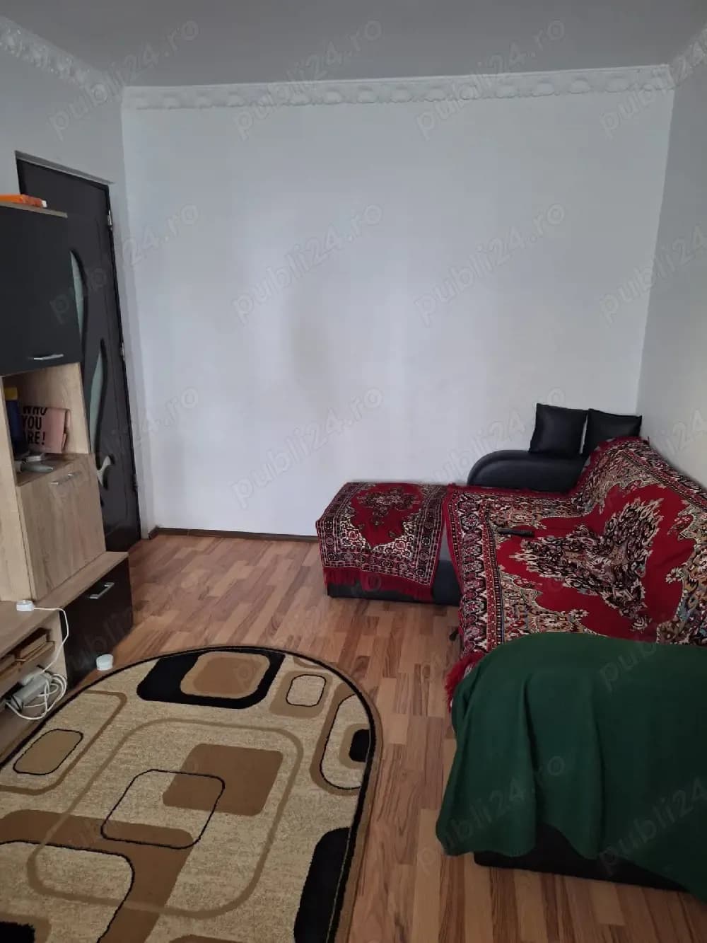 Vand apartament semi-decomandat - imagine 1