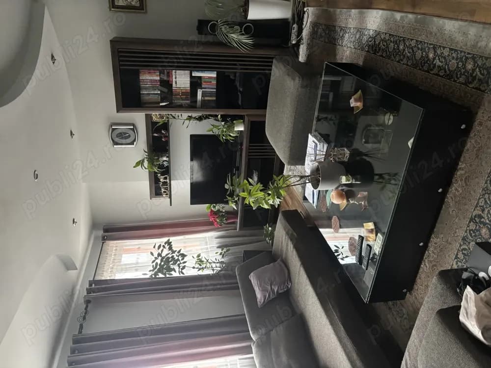 Apartament 3 camere zona rezidentiala - imagine 1