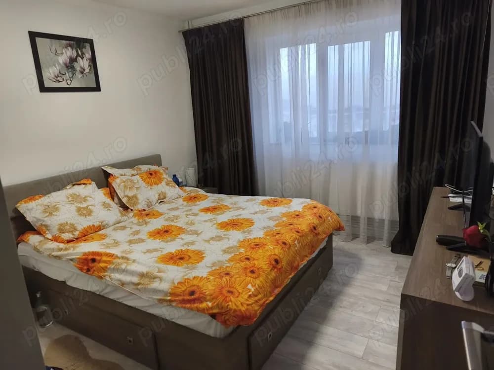 Proprietar vand apartament 4 camere - imagine 1
