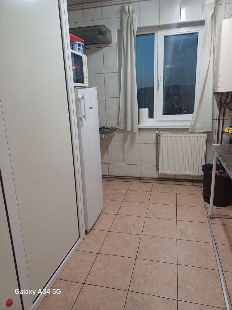 Vand apartament cu 4 camere in Cartierul Manastur . - imagine 1