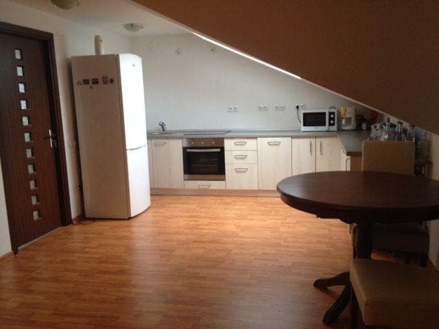 Apartament 3 camere, mobilat și utilat, parcare subterană, Zorilor