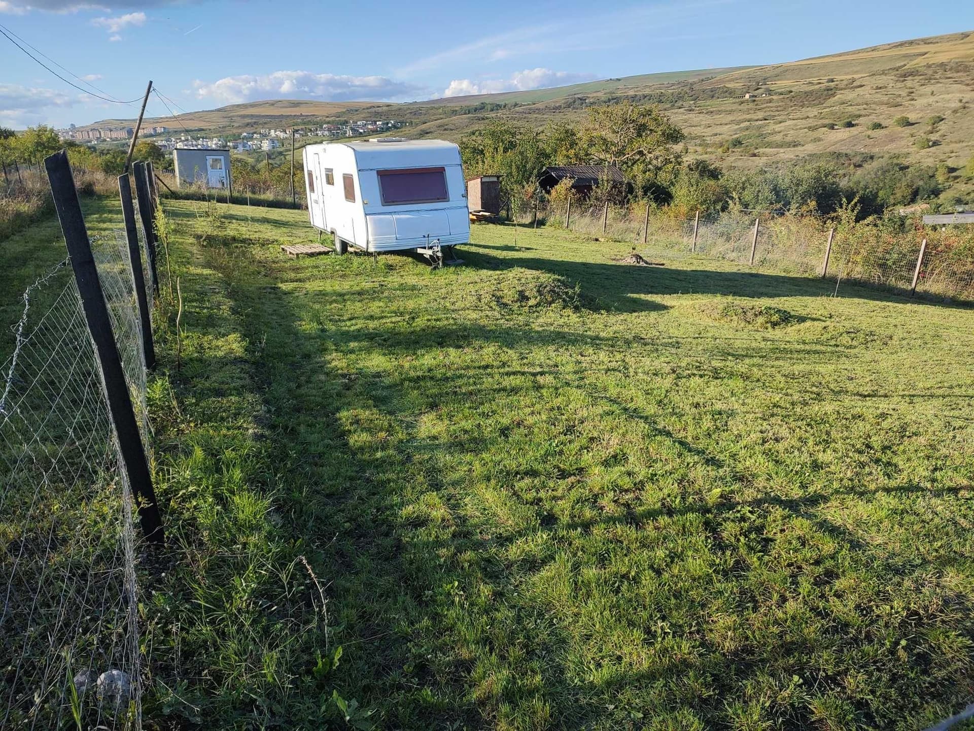 Teren Valea Chintaului - imagine 1