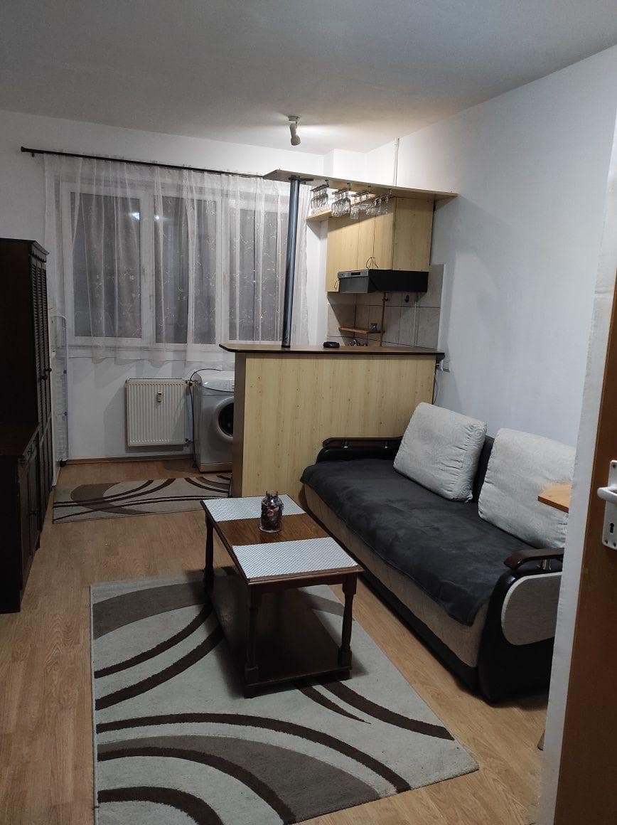 Garsoniera de inchiriat - imagine 1