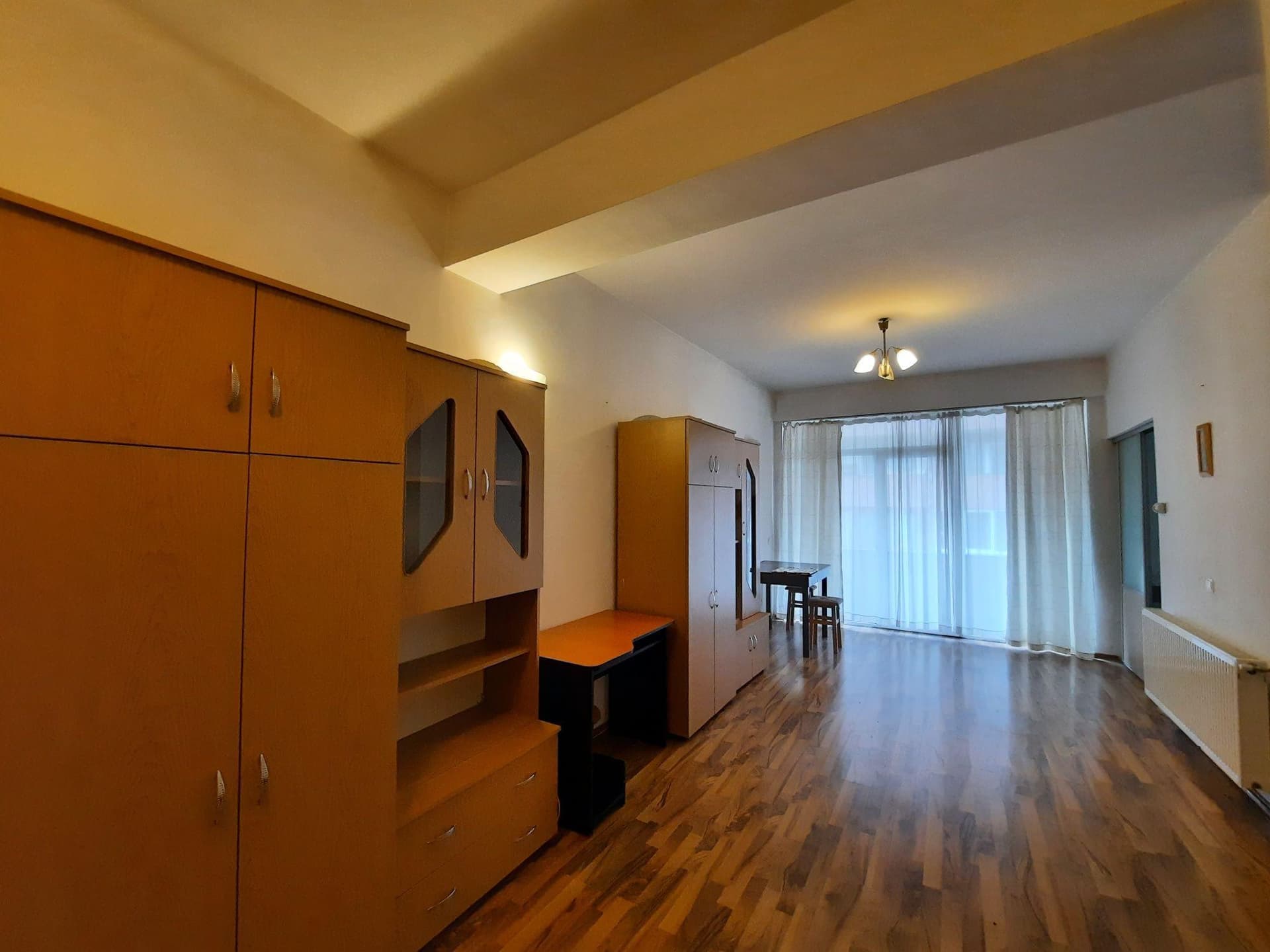 PF închiriez 1 camera - imagine 1