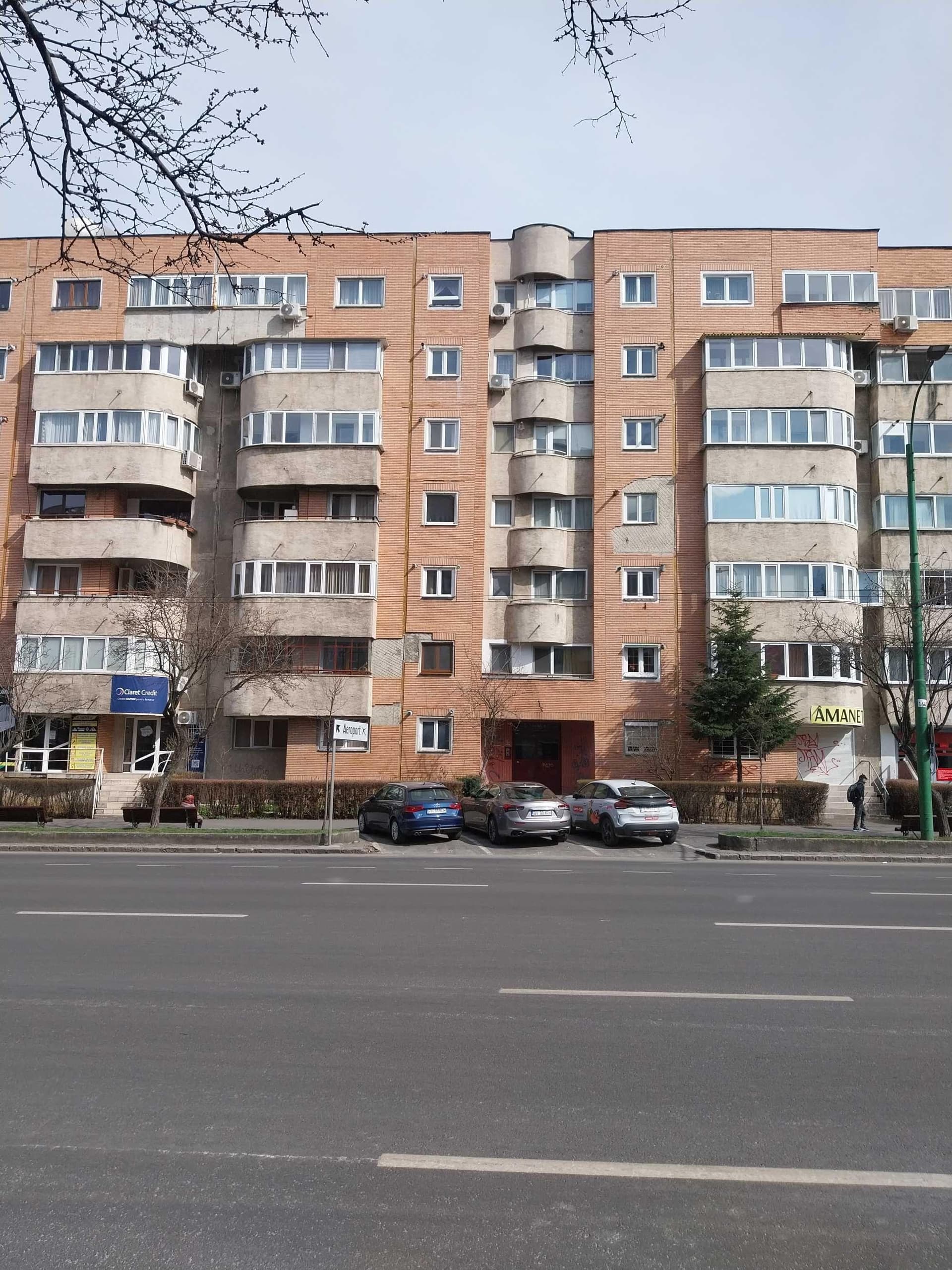 Vand garsoniera in Brasov Centrul Civic - Toamnei - imagine 1