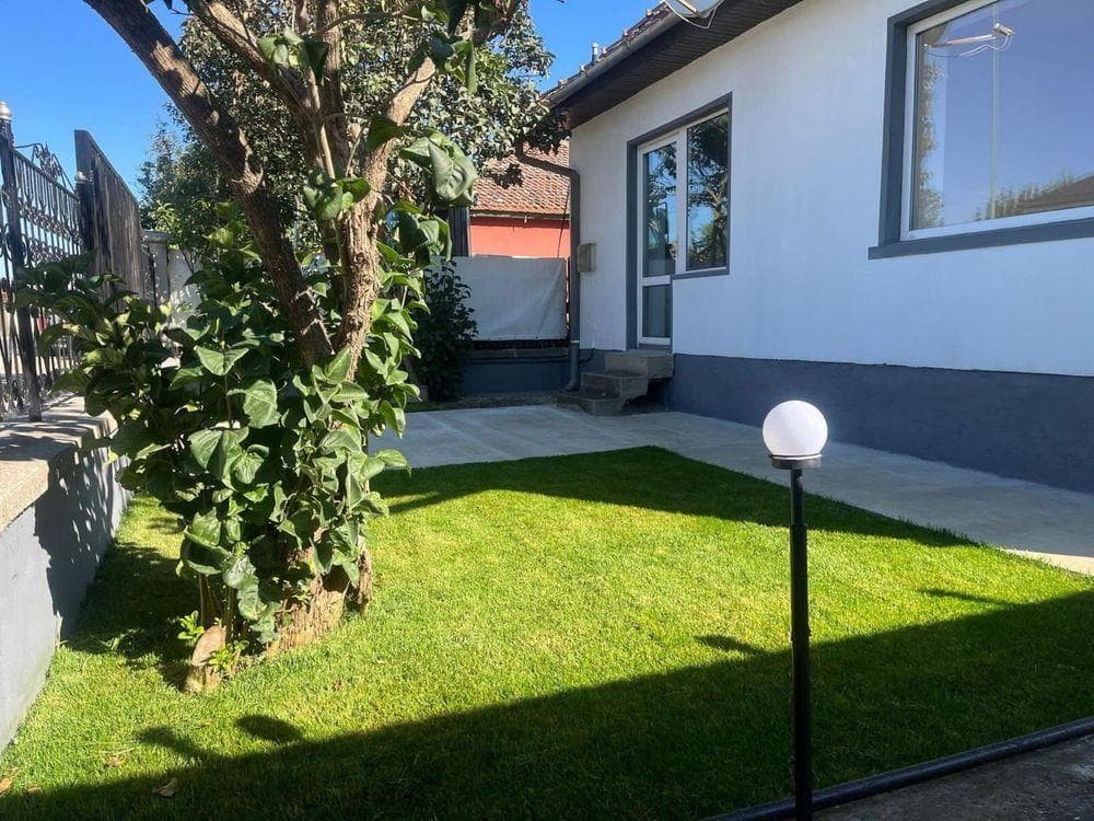 Proprietar, vand casa Brasov , cartier Stupini (centru ) - imagine 1