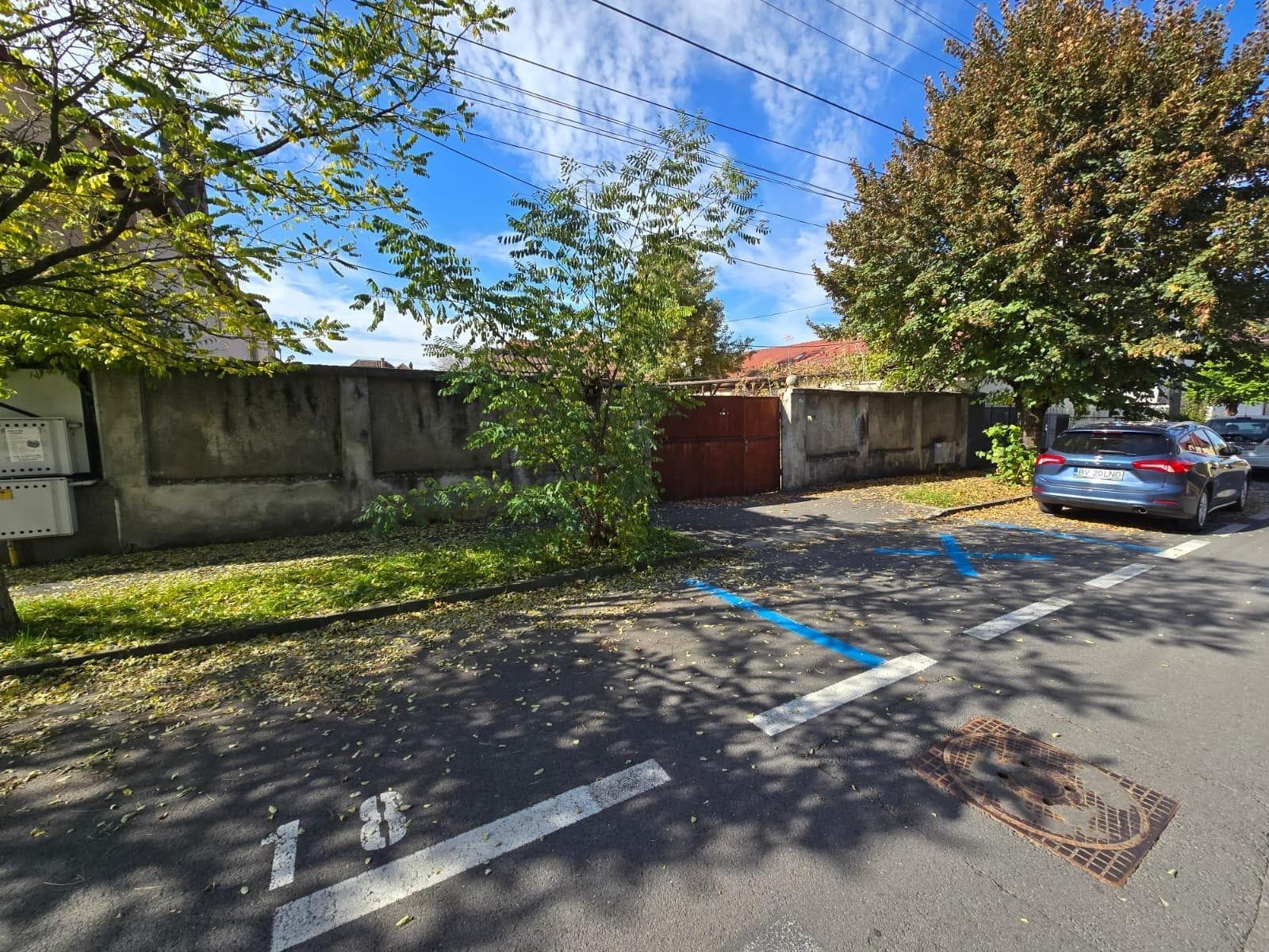 Casa de vanzare (teren intravilan) - imagine 1