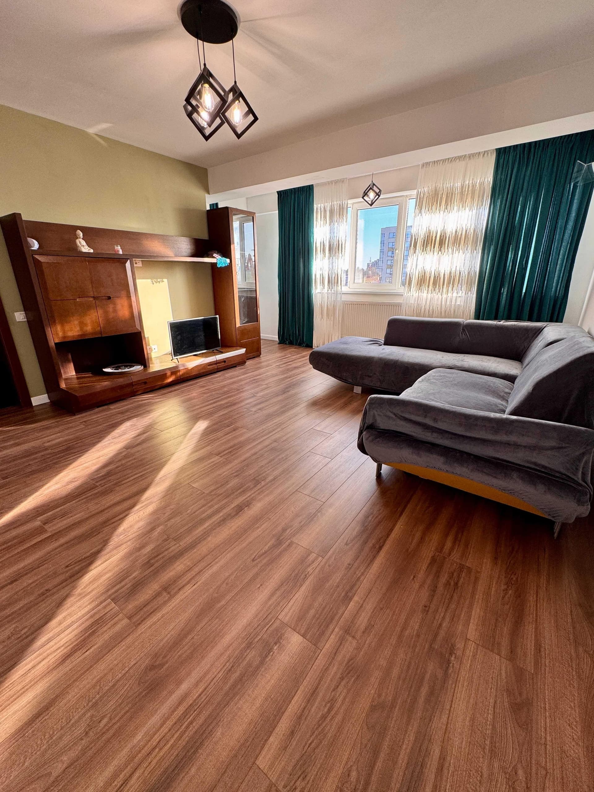 Apartament 2 camere de închiriat | Zonă VIVO Mall | Constanța 600Eur - imagine 1