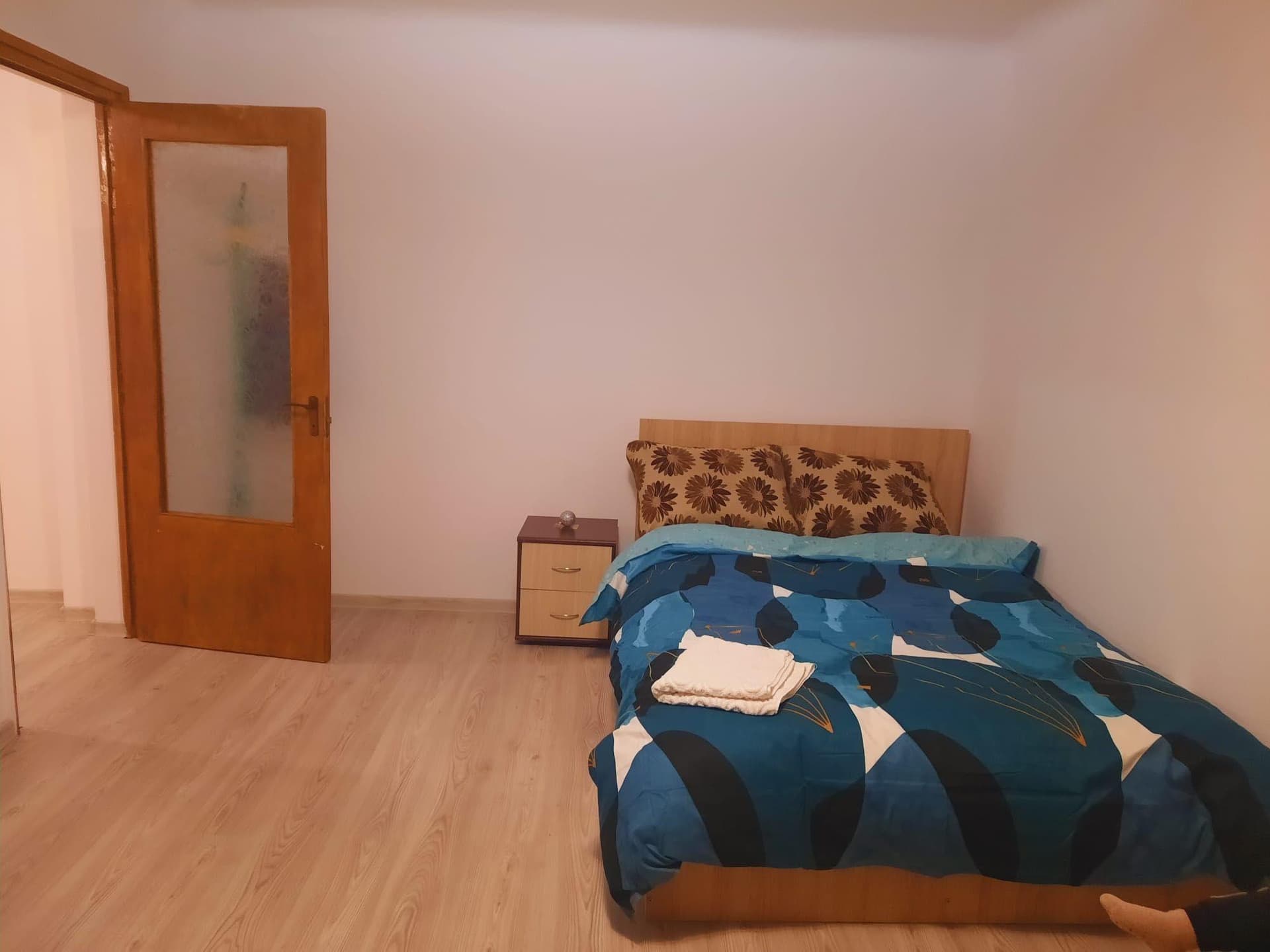 Garsoniera de inchiriat - imagine 1