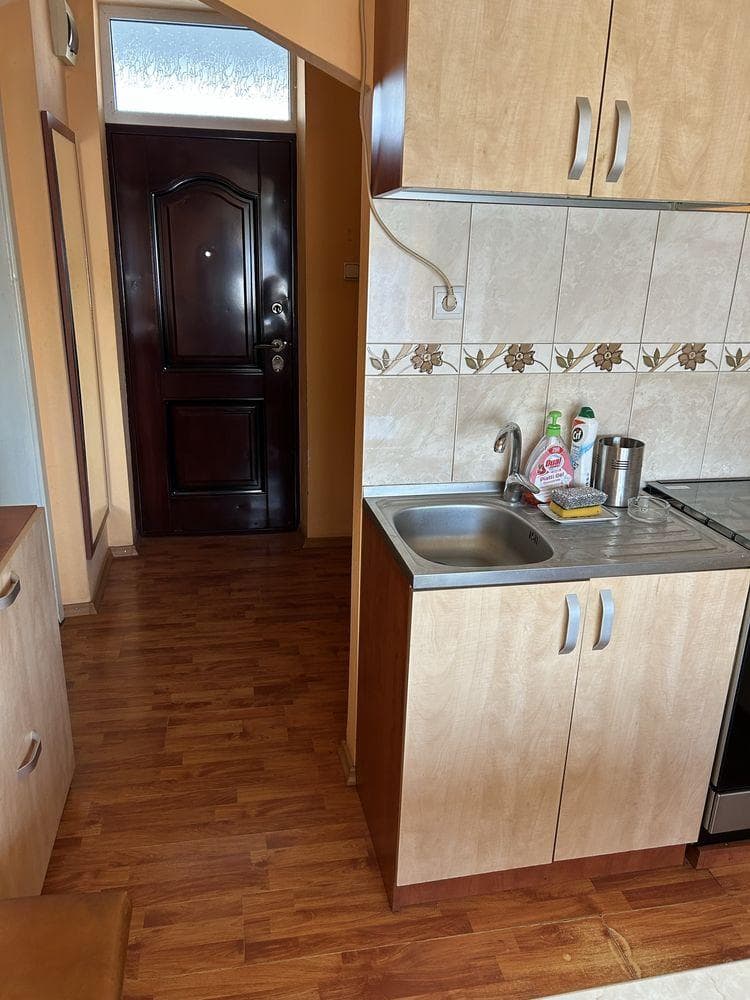 Vand garsoniera decomandata