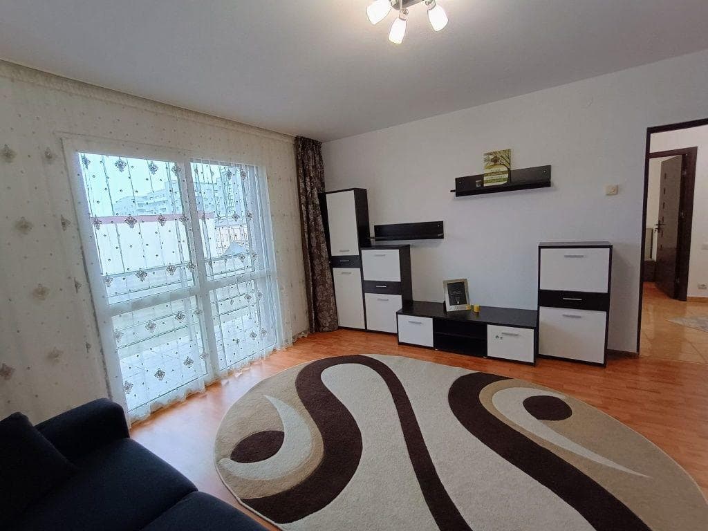 Vând apartament în Cantemir