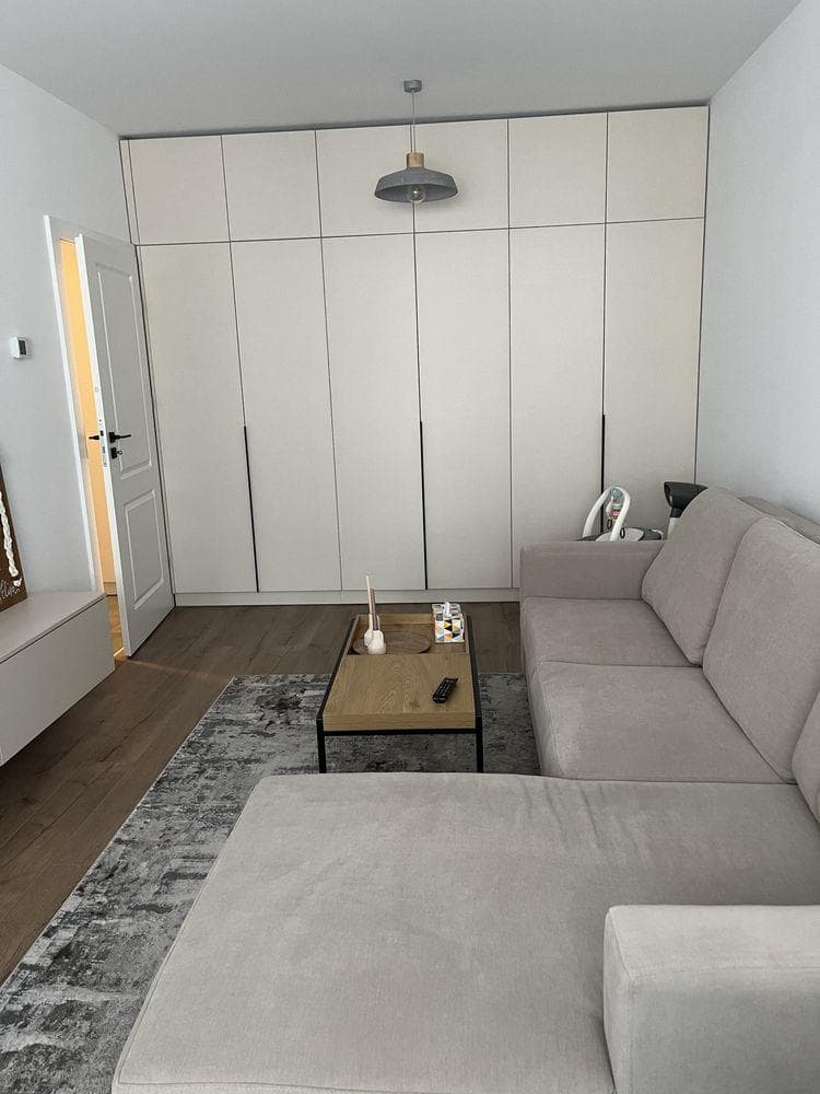 Vand apartament 2 camere