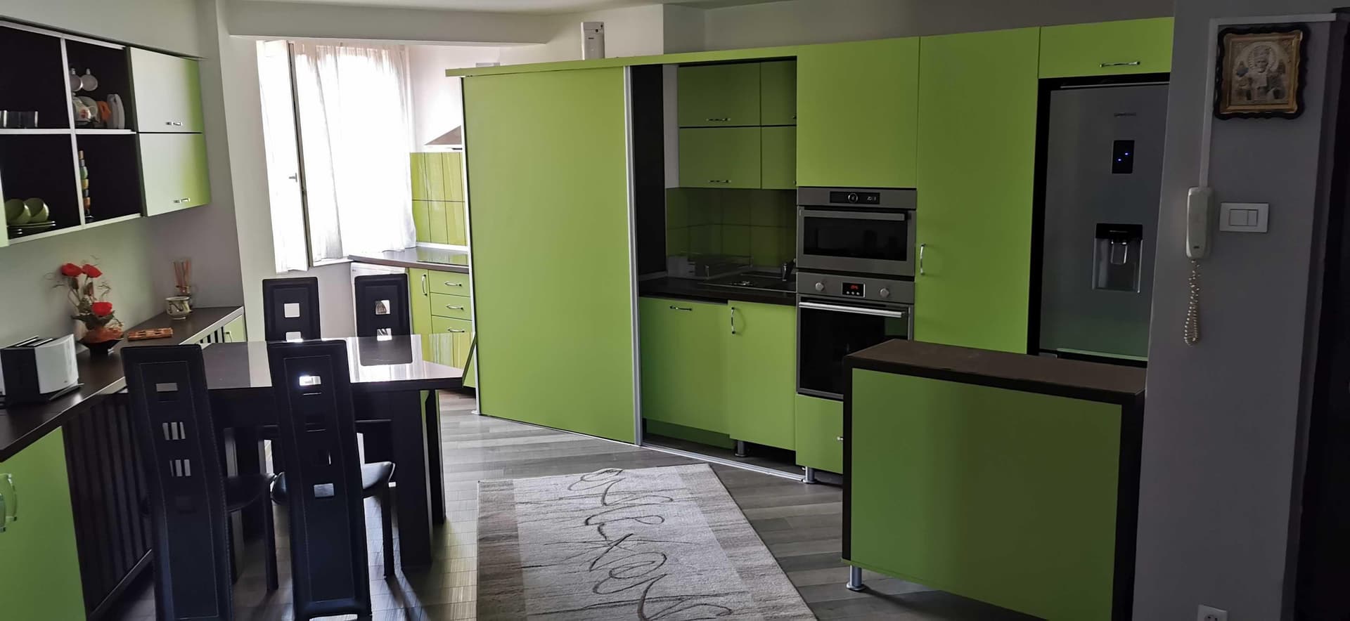 Apartament 3 camere zona Decebal/Vladimirescu Oradea, complet utilat