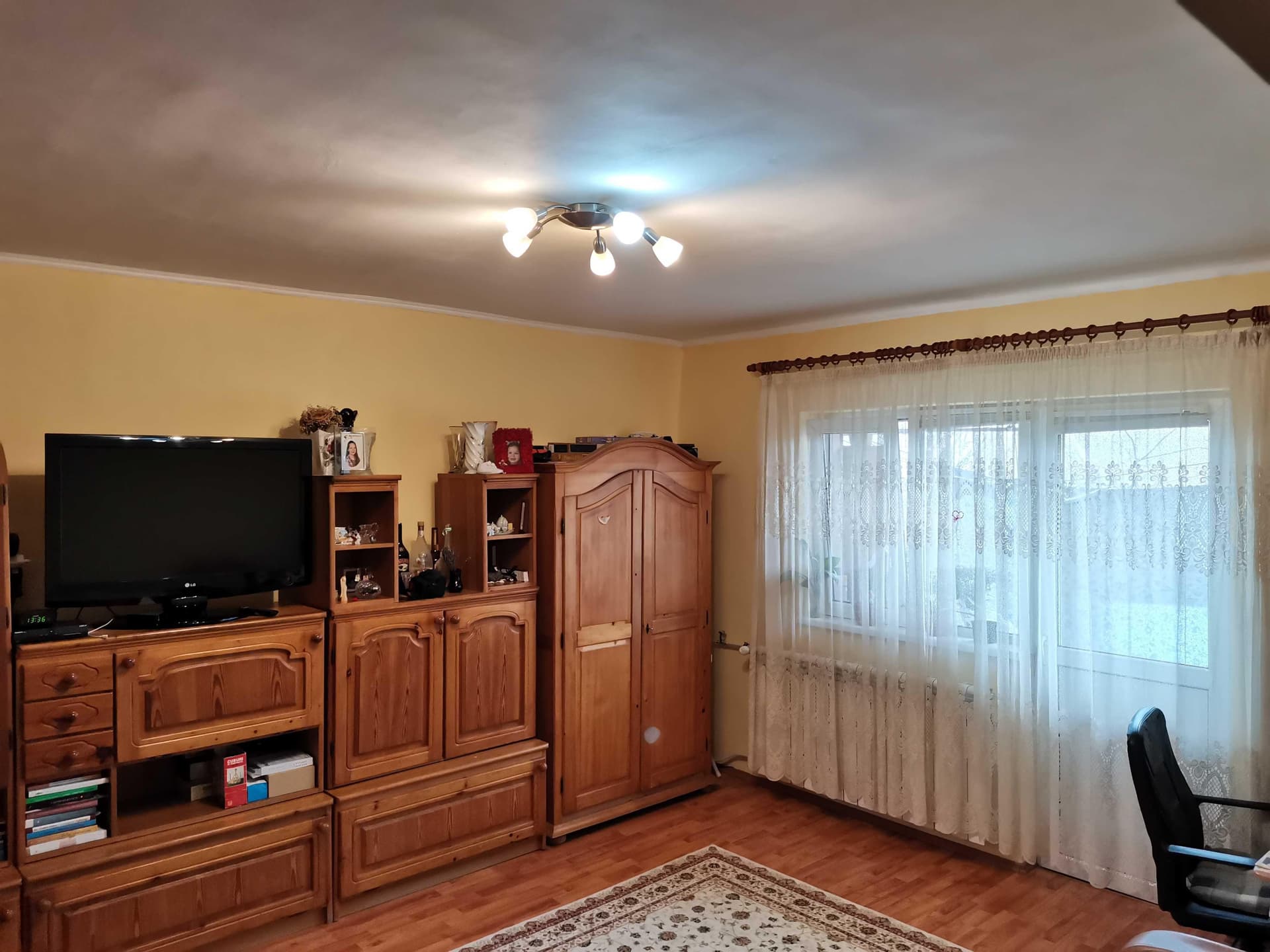 vand apartament 3 camere zona horea