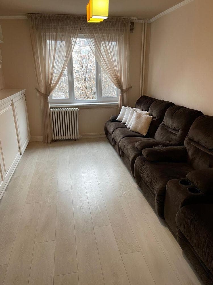 Vand apartament 3 camere B-dul Dacia - imagine 1