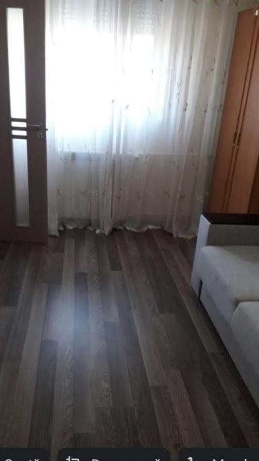 Dau în chirie garsoniera