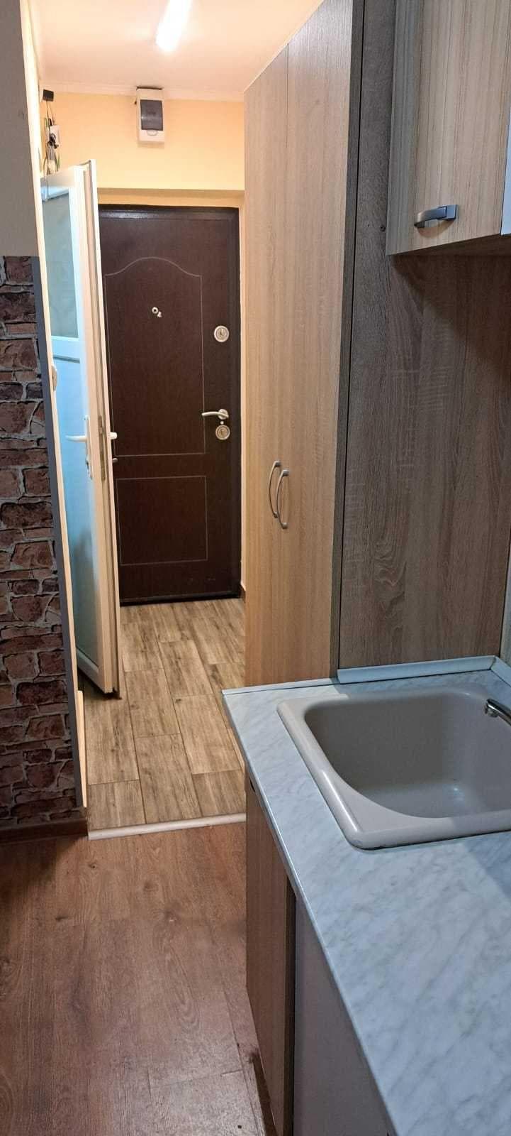 Garsonieră de închiriat