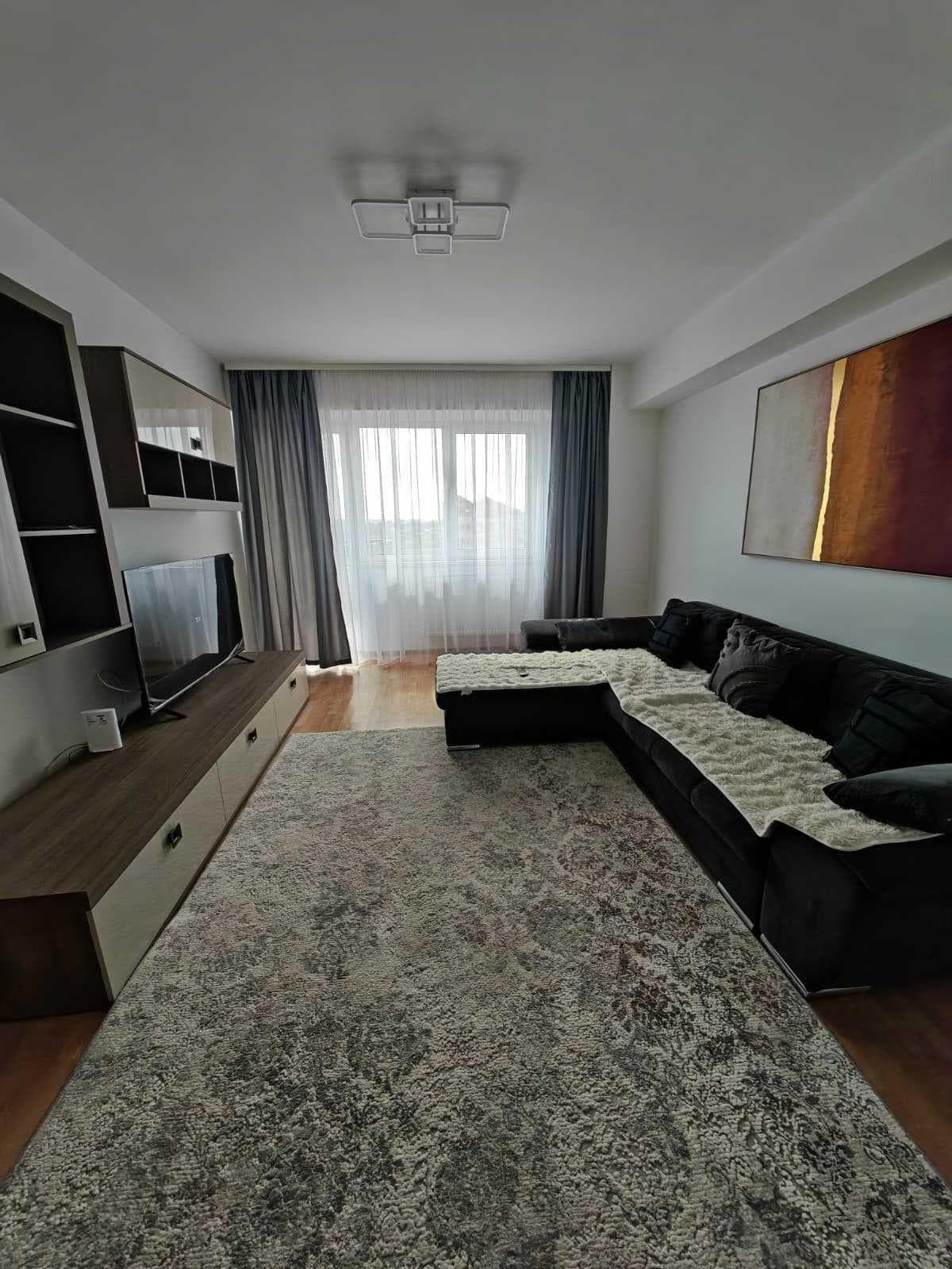 Apartament 2 cam DECOMANDAT, SU 60 mp+garaj subteran,zona Hotel Nevis