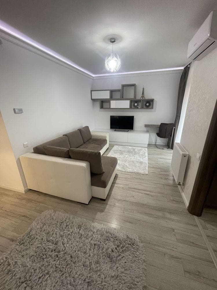 Ofer spre inchiriere apartament Ared - imagine 1