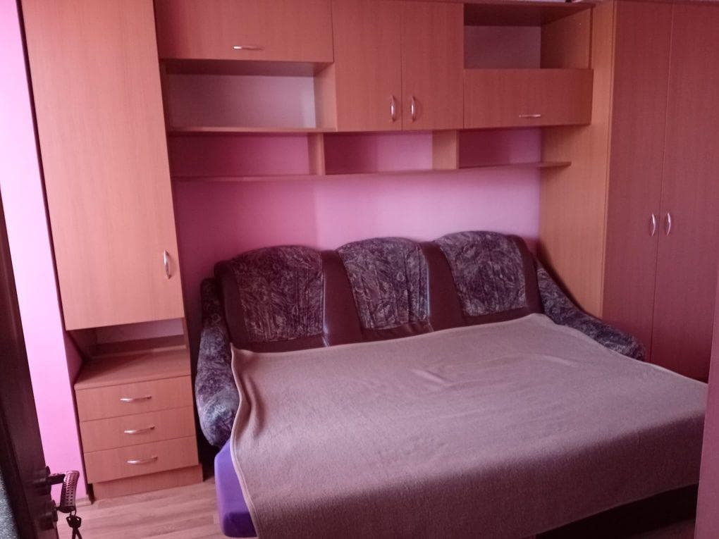 Dau în chirie apartament cu 2 camere - imagine 1