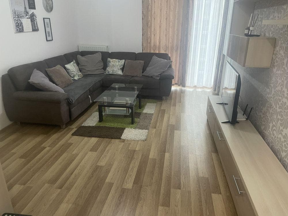 Inchiriez apartament 2 camere