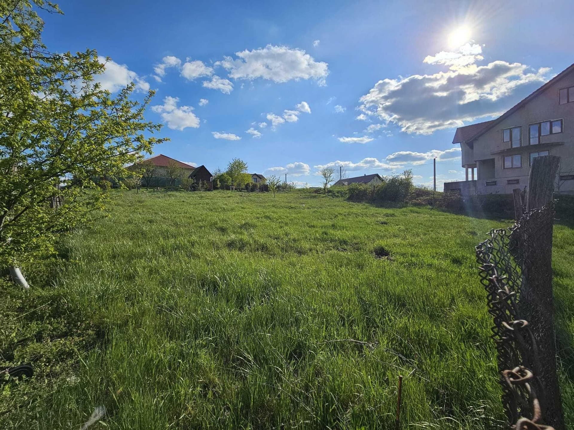 Teren Oradea Intravilan, Dealuri, 600mp, gata de construit - imagine 1