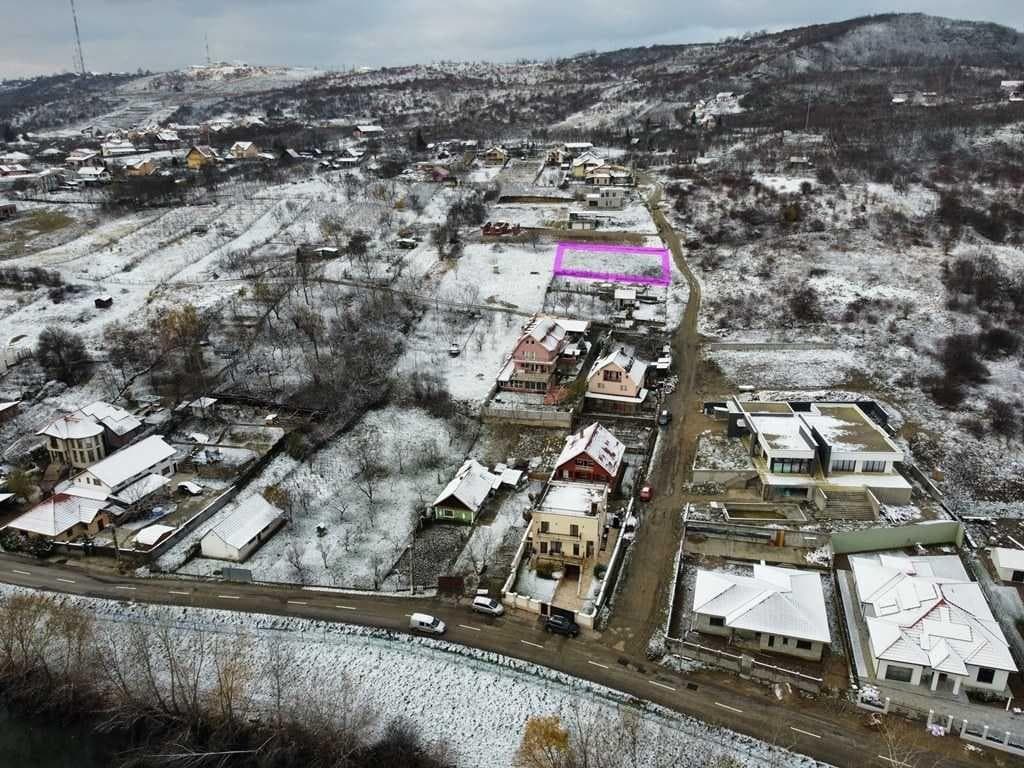 Teren 1000 mp in podgoria strada Fagetului / Facliei - imagine 1