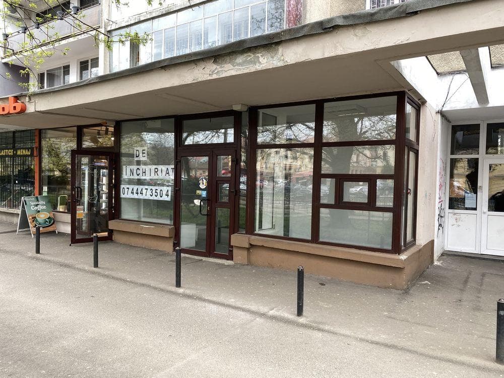 Inchiriez spatiu comercial zona garii Oradea Piata Bucuresti - imagine 1