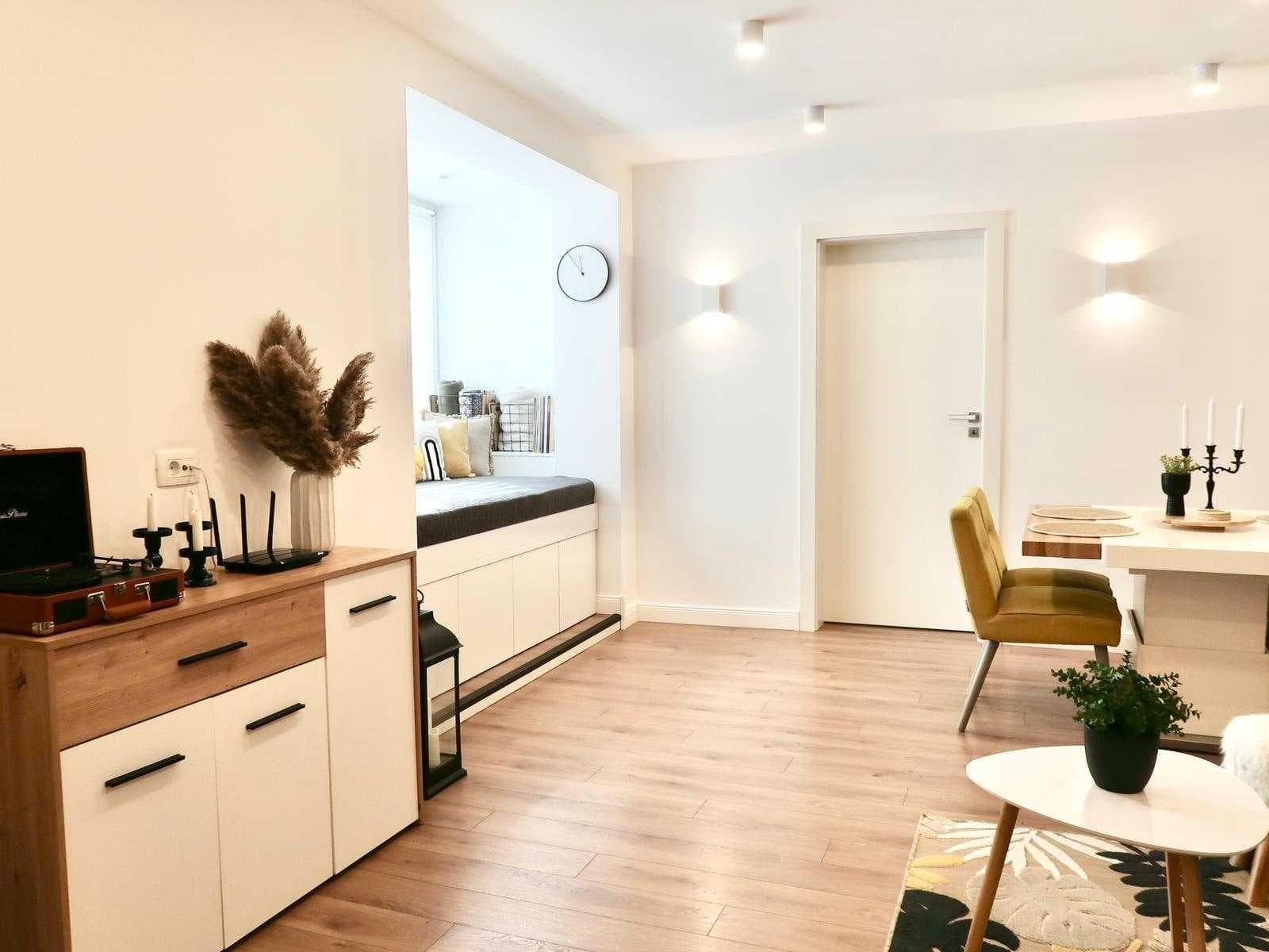 Proprietar vând apartament 3 camere ultrafinisat cu panoramă spre Criș