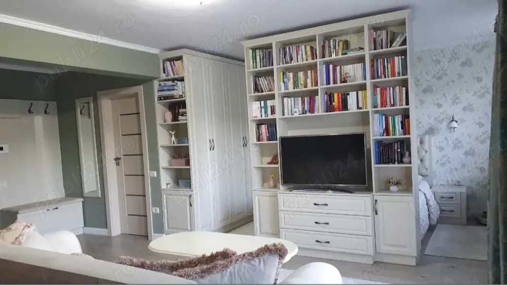 Studio 1 camera de inchiriat