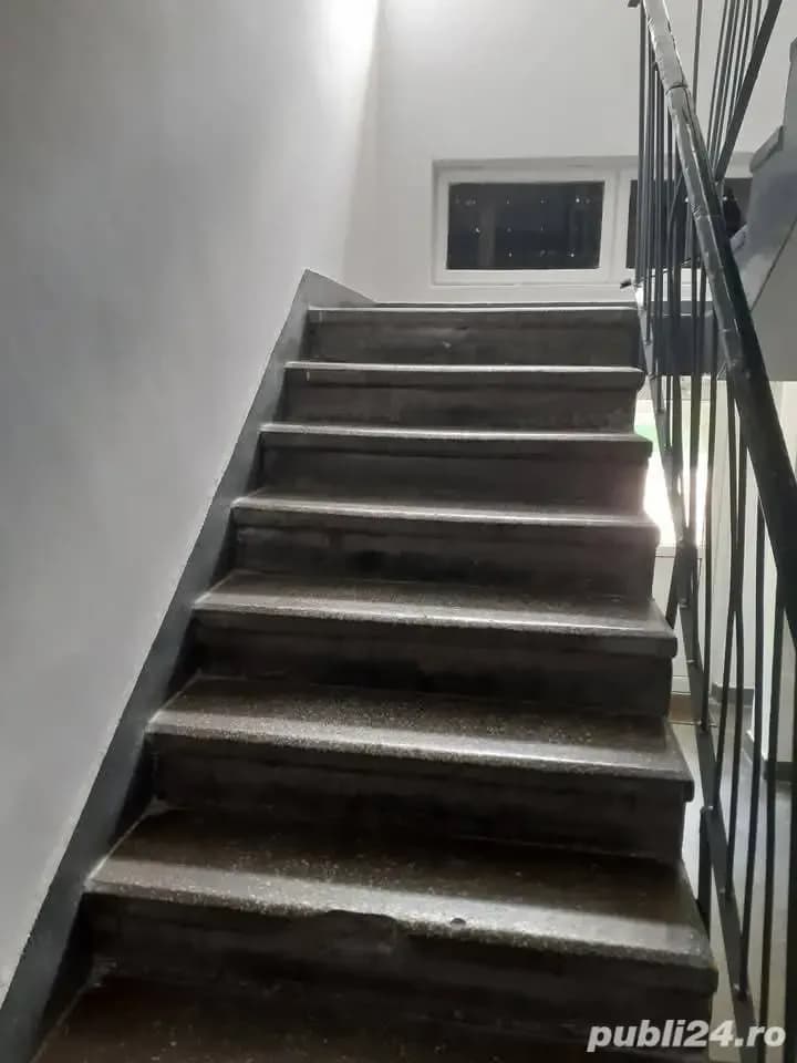 Vănzare apartament - imagine 1