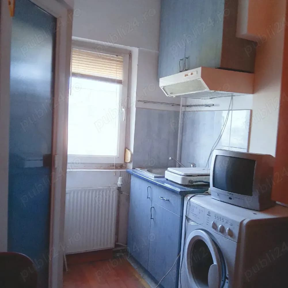 Vând garsonieră, zona Nufărul - imagine 1