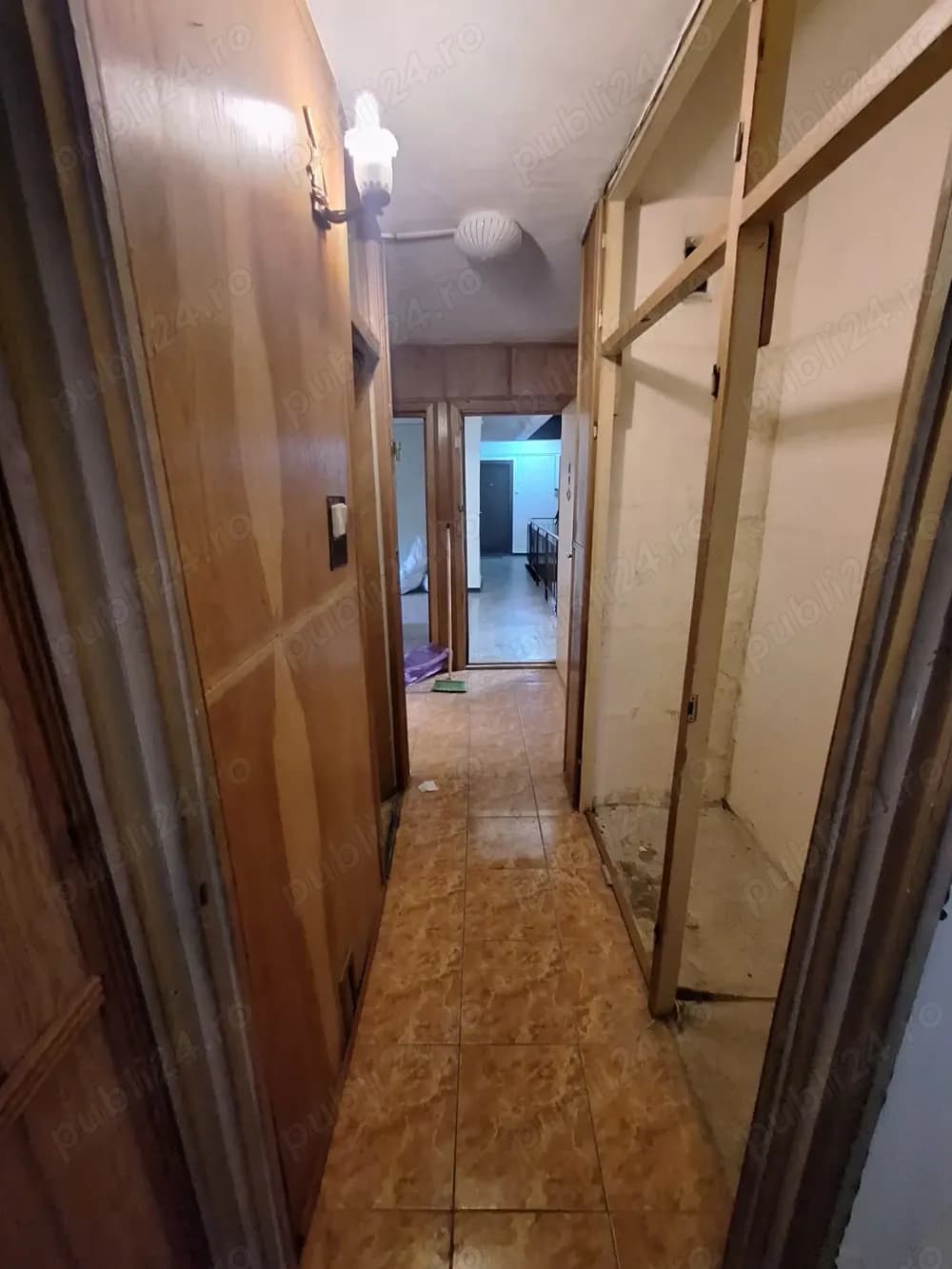 Vand apartament tip PB, 70 mp utili, 3 camere, Calea Aradului, situat într-o zonă foarte buna,