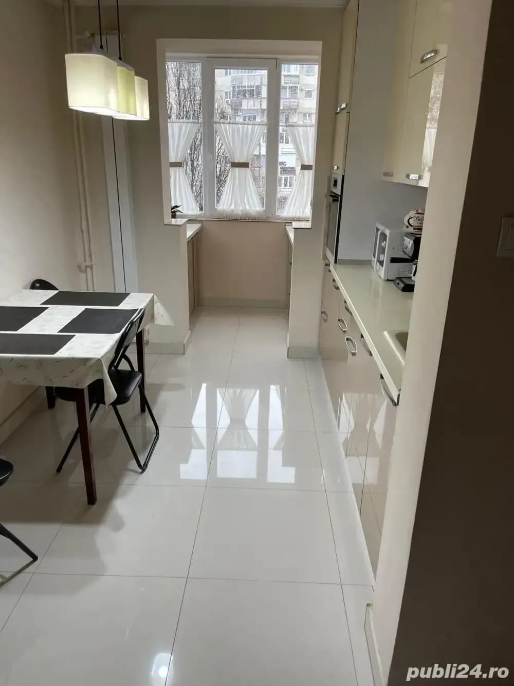 Apartament 3 camere zona Dacia