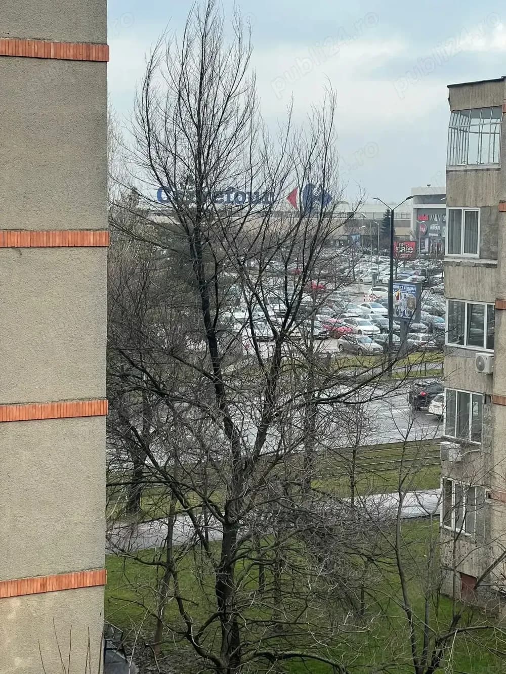 Apartament 3 cam PB zona Nufarul