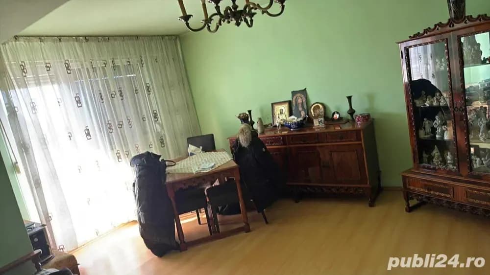 Apartament 3 camere - imagine 1