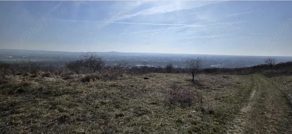 Vând teren str. Piatra Craiului - Oradea